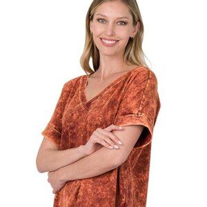 Mineral Wash Short Sleeve V-Neck